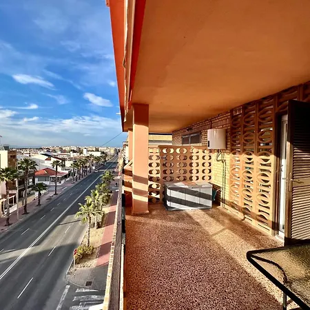 Frontline Sea Playa Los Naufragos 1min Torrevieja